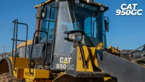 CAT 950GC, inşaat için güçlü, güvenilir bir loder. Yüksek performansı ve hızıyla dikkat çekerken, Parça maliyetlerinin yüksek olması cezbedici